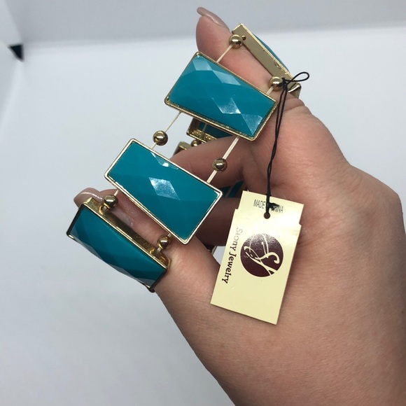 Turquoise color stretchy bracelet - Picture 5 of 6